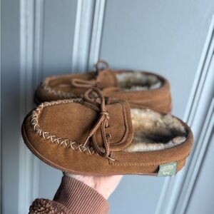 Kids 3Y CloudNine Suede Moccasin Slippers